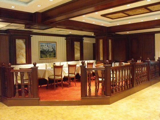 Hotel Park Karnobat Bagian luar foto