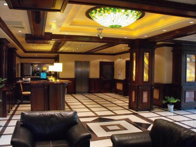 Hotel Park Karnobat Bagian luar foto